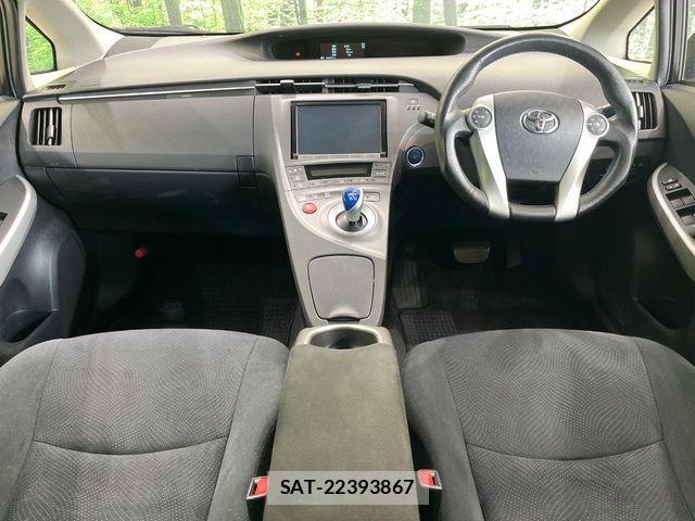 Toyota PRIUS 2015-05 7272730-1
