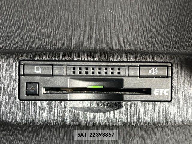 Toyota PRIUS 2015-05 7272730-4