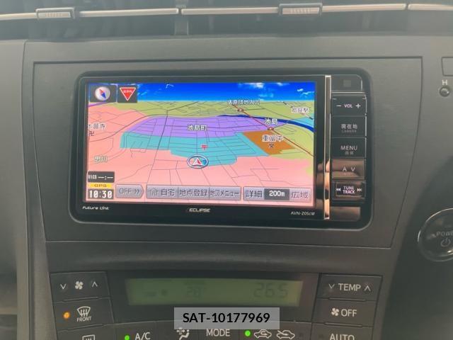 Toyota PRIUS 2011-04 7272741-19