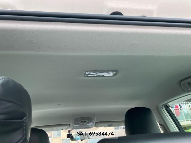 Toyota PRIUS 2010-03 7272736-12
