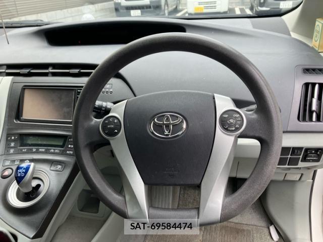 Toyota PRIUS 2010-03 7272736-18