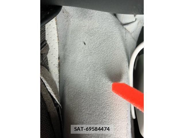 Toyota PRIUS 2010-03 7272736-19