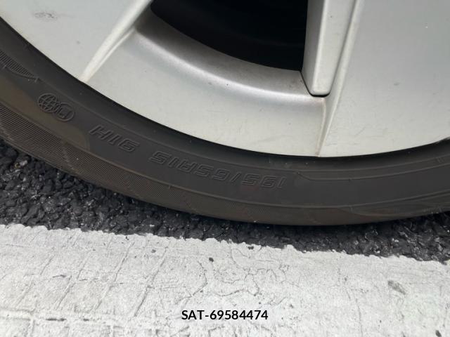 Toyota PRIUS 2010-03 7272736-6