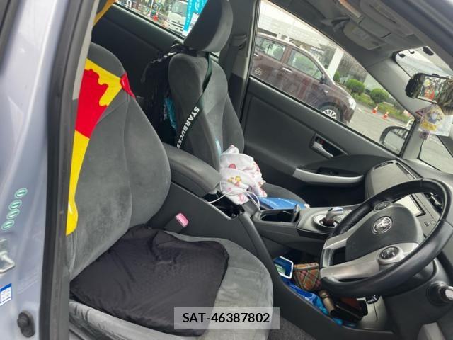 Toyota PRIUS 2009-06 7272740-10