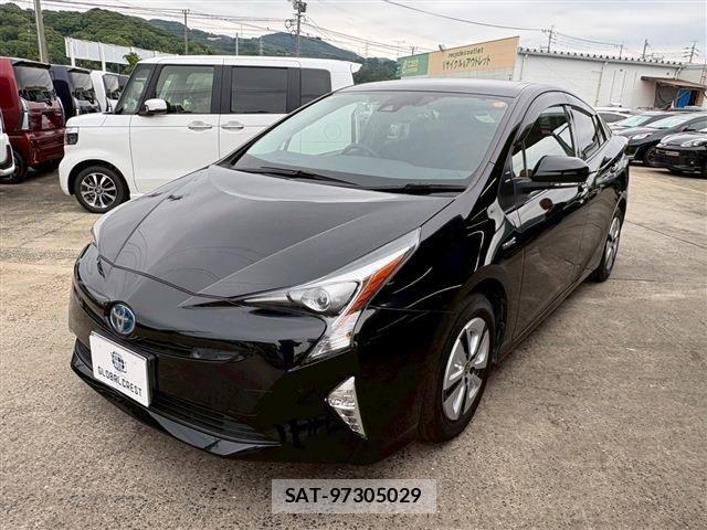 Toyota PRIUS 2016-04 7272723-10