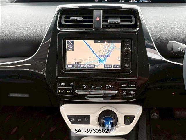 Toyota PRIUS 2016-04 7272723-22
