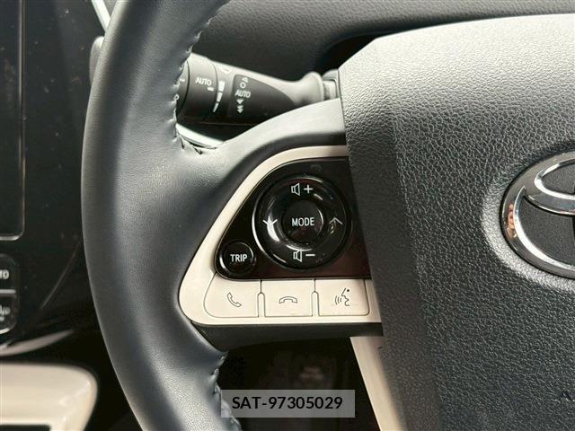 Toyota PRIUS 2016-04 7272723-26