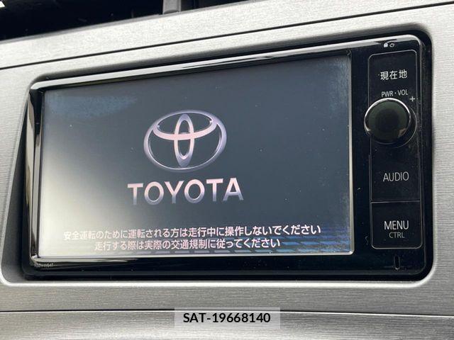 Toyota PRIUS 2015-10 7272731-2