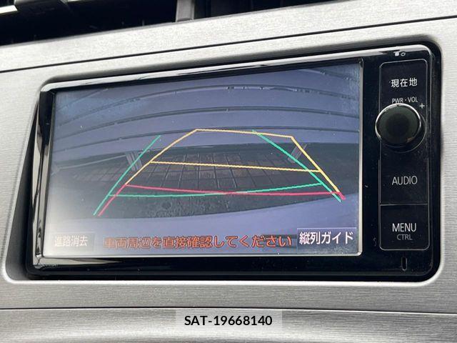 Toyota PRIUS 2015-10 7272731-3