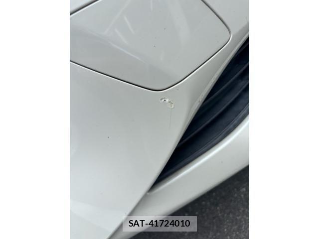 Toyota PRIUS 2017-01 7272733-27