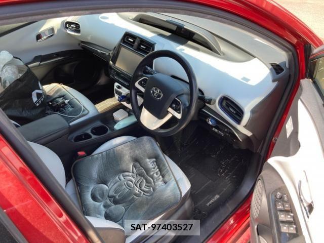 Toyota PRIUS 2016-01 7329449-11