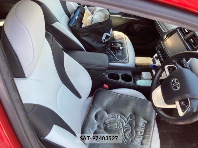 Toyota PRIUS 2016-01 7329449-12