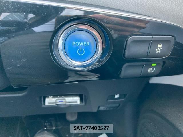 Toyota PRIUS 2016-01 7329449-18