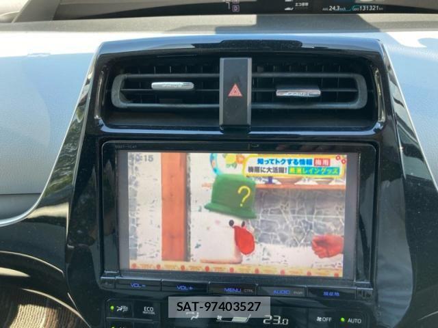 Toyota PRIUS 2016-01 7329449-19