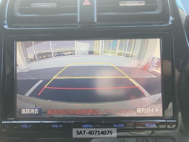 Toyota PRIUS 2016-11 7329444-18