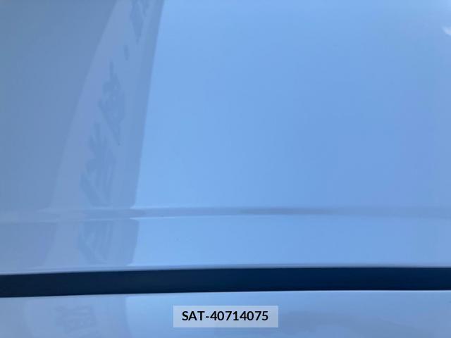 Toyota PRIUS 2016-11 7329444-6