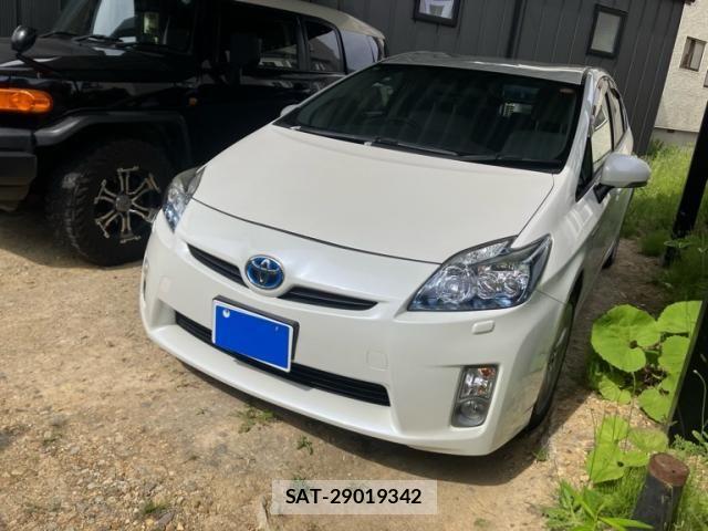 Toyota PRIUS 2010-07 7329481-1