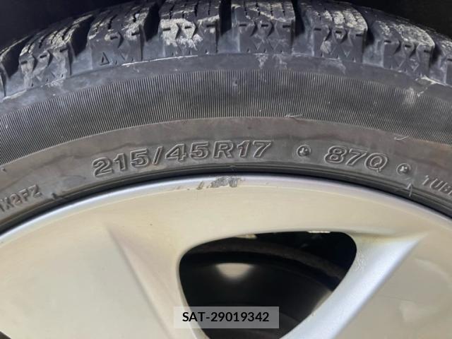 Toyota PRIUS 2010-07 7329481-8