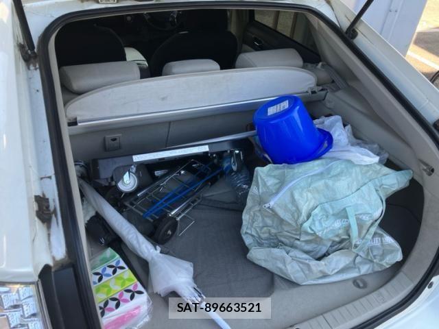 Toyota PRIUS 2008-04 7329460-11