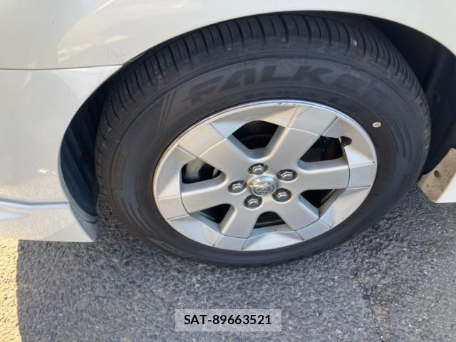Toyota PRIUS 2008-04 7329460-4
