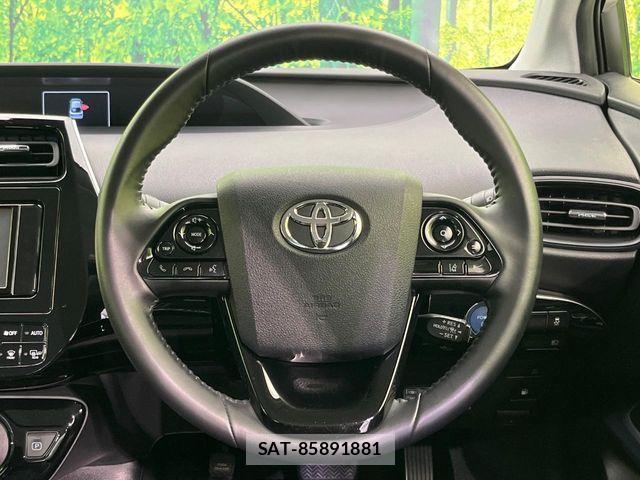 Toyota PRIUS 2021-01 7329429-10