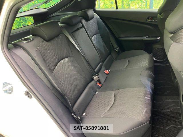 Toyota PRIUS 2021-01 7329429-8