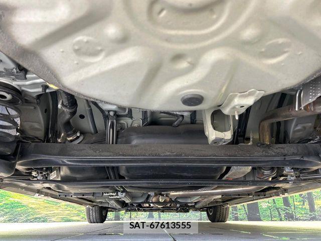 Toyota PRIUS 2011-11 7329450-18