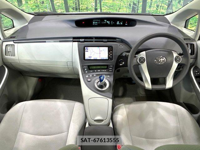 Toyota PRIUS 2011-11 7329450-1