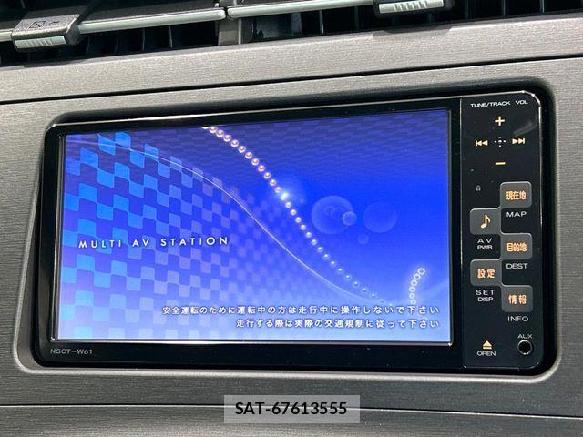 Toyota PRIUS 2011-11 7329450-2