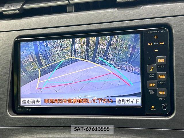 Toyota PRIUS 2011-11 7329450-3
