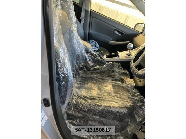 Toyota PRIUS 2010-01 7329471-11
