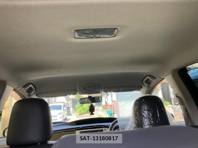 Toyota PRIUS 2010-01 7329471-14