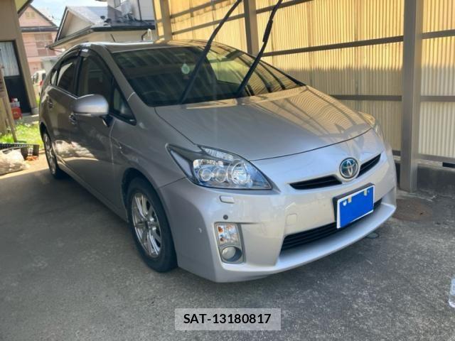 Toyota PRIUS 2010-01 7329471-1