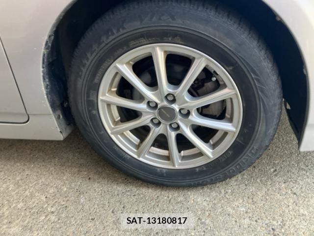 Toyota PRIUS 2010-01 7329471-3