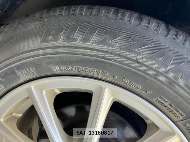 Toyota PRIUS 2010-01 7329471-4