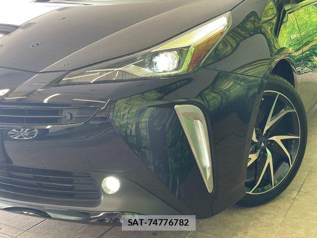Toyota PRIUS 2019-04 7329427-12