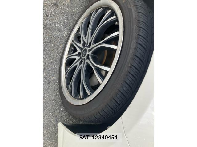 Toyota PRIUS 2013-03 7329474-5