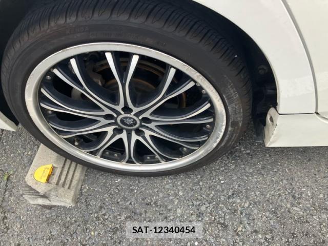 Toyota PRIUS 2013-03 7329474-6