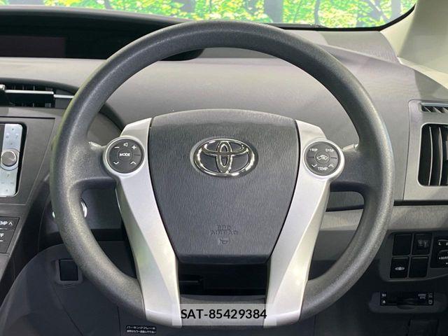 Toyota PRIUS 2011-06 7329462-10
