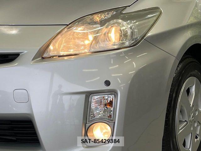 Toyota PRIUS 2011-06 7329462-11