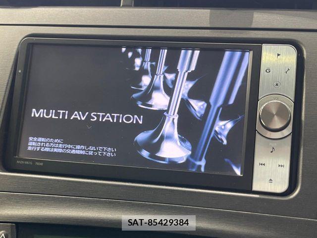 Toyota PRIUS 2011-06 7329462-2