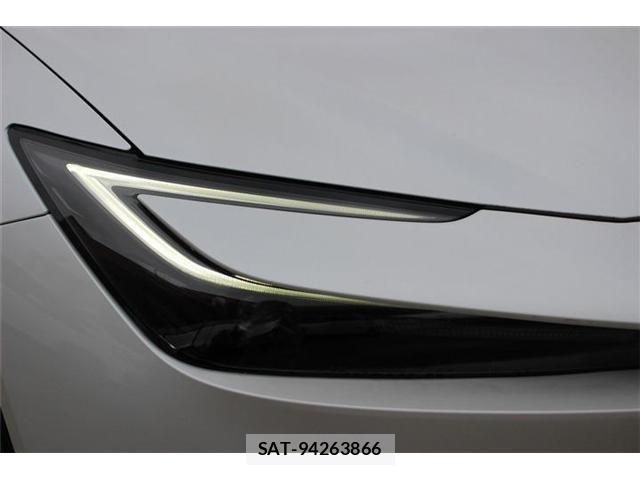 Toyota PRIUS 2023-02 7329420-18