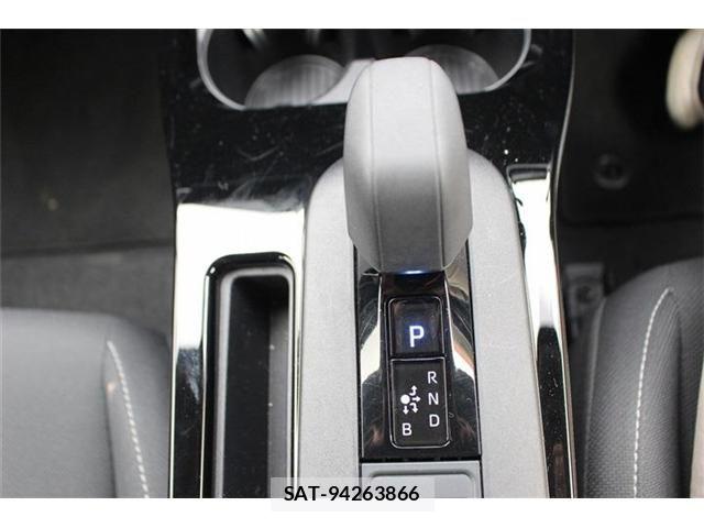 Toyota PRIUS 2023-02 7329420-26