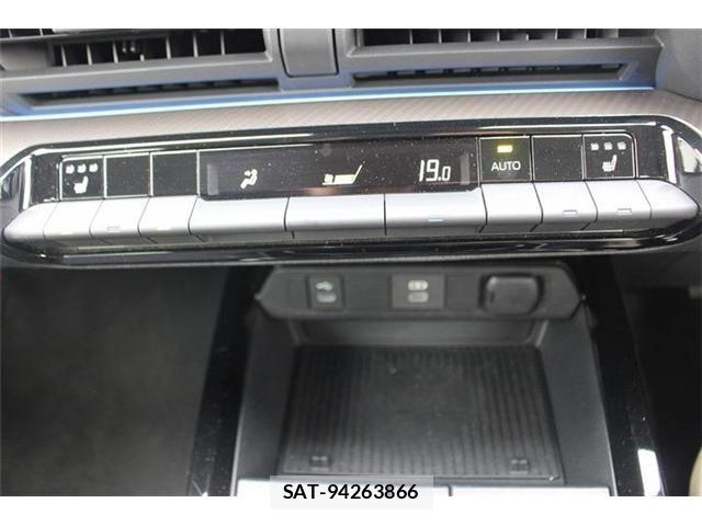 Toyota PRIUS 2023-02 7329420-28
