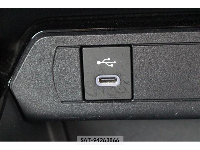 Toyota PRIUS 2023-02 7329420-29