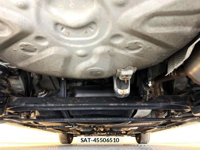 Toyota PRIUS 2015-09 7329446-18