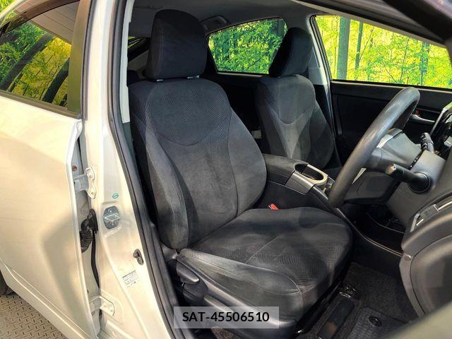 Toyota PRIUS 2015-09 7329446-8