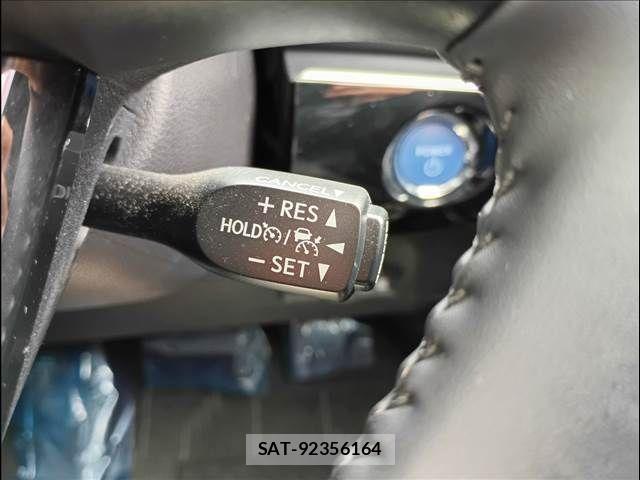 Toyota PRIUS 2019-07 7329438-12