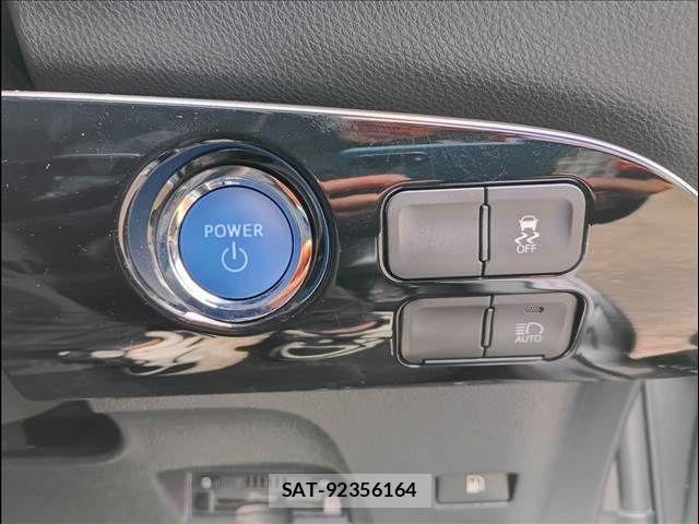 Toyota PRIUS 2019-07 7329438-15