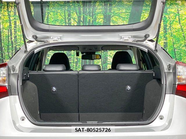 Toyota PRIUS 2019-03 7329428-10